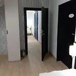 Kontrast Lägenhetshotell