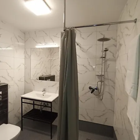 Aparthotel Kontrast 4*