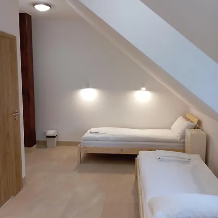 Kontrast 4* Cracovie