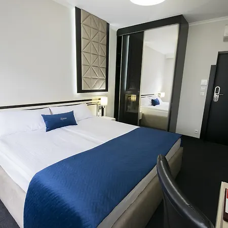 Hotel apartamentowy Kontrast