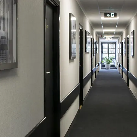 Hotel apartamentowy Kontrast 4*