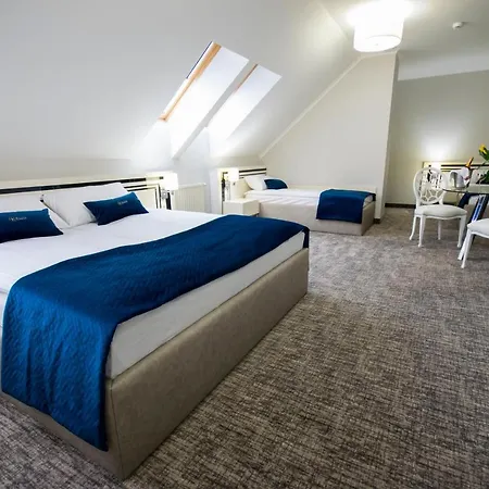 Hotel apartamentowy Kontrast 4*