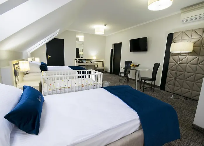 Kontrast Краков