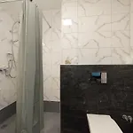 Kontrast Ξενοδοχείο με διαμερίσματα 4*